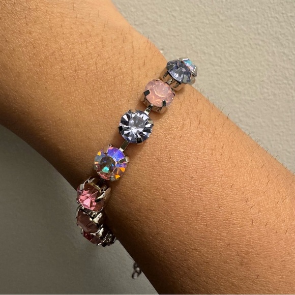 Ombre Aurora Borealis Pink Purple Crystal Tennis Bracelet (Silver Tone) - Picture 5 of 15